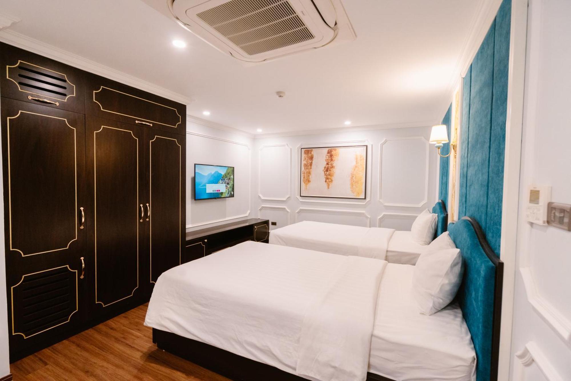 Hong Van Hotel Hanoi Exterior photo