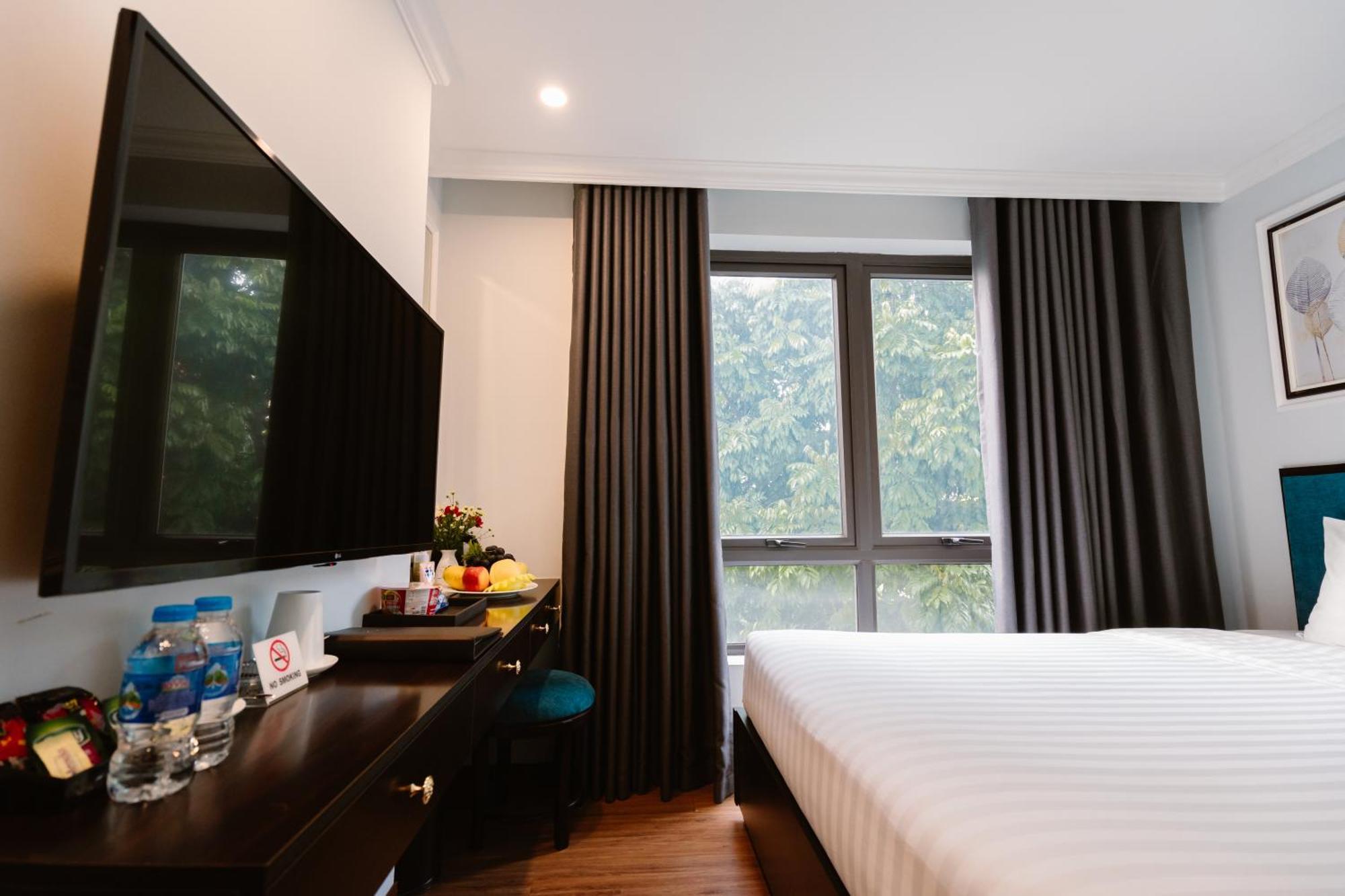 Hong Van Hotel Hanoi Exterior photo