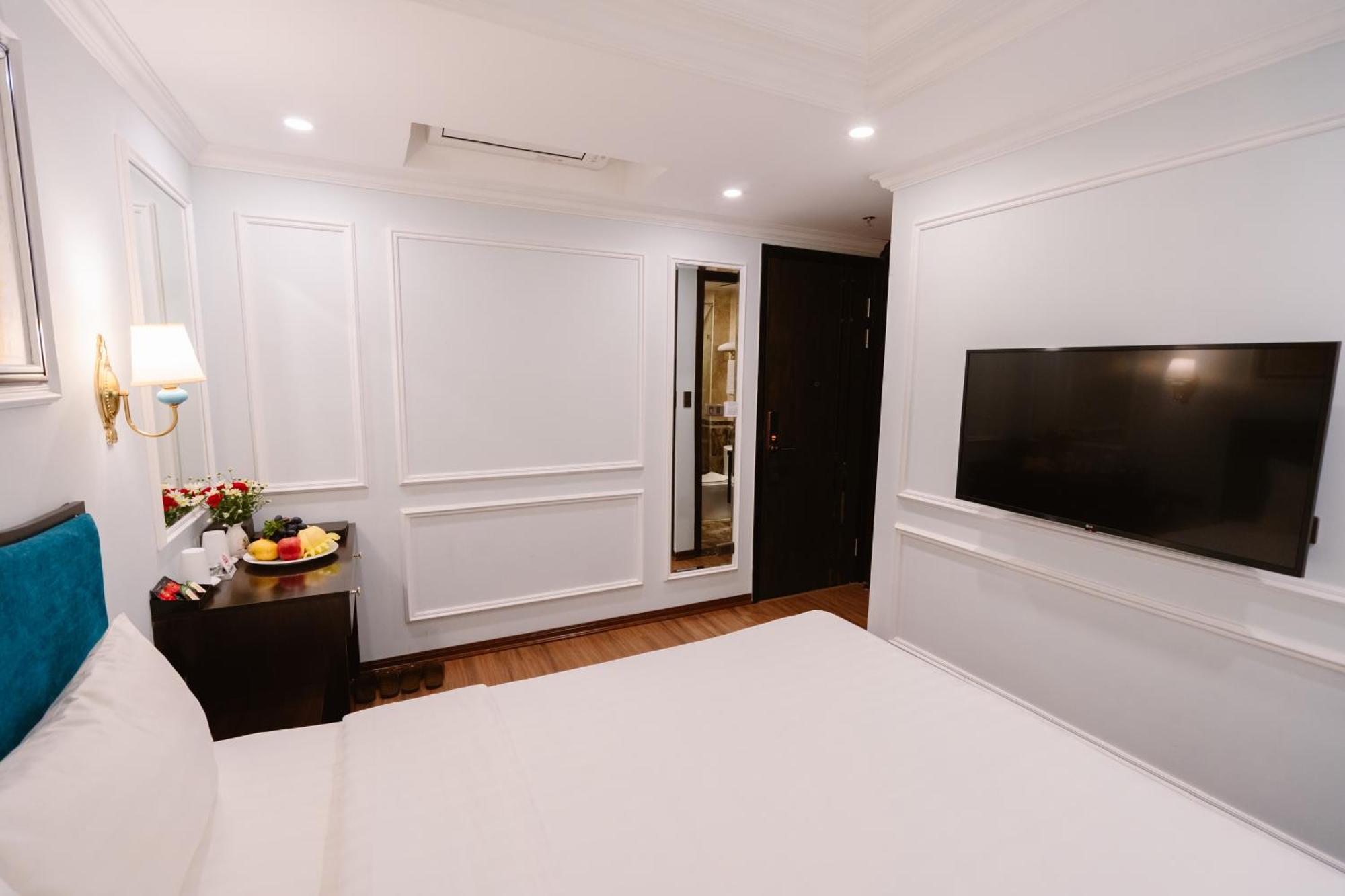 Hong Van Hotel Hanoi Exterior photo
