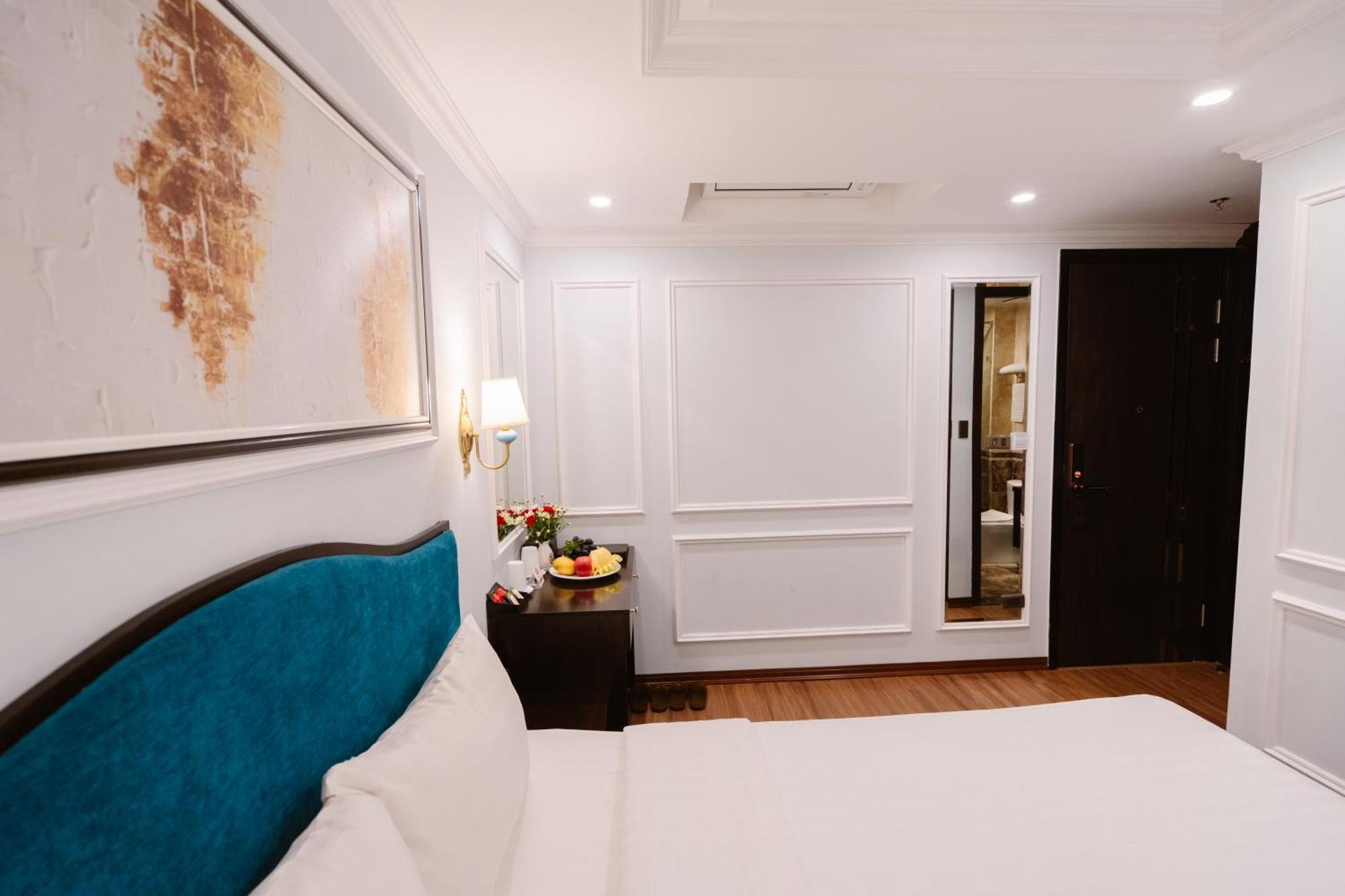 Hong Van Hotel Hanoi Exterior photo