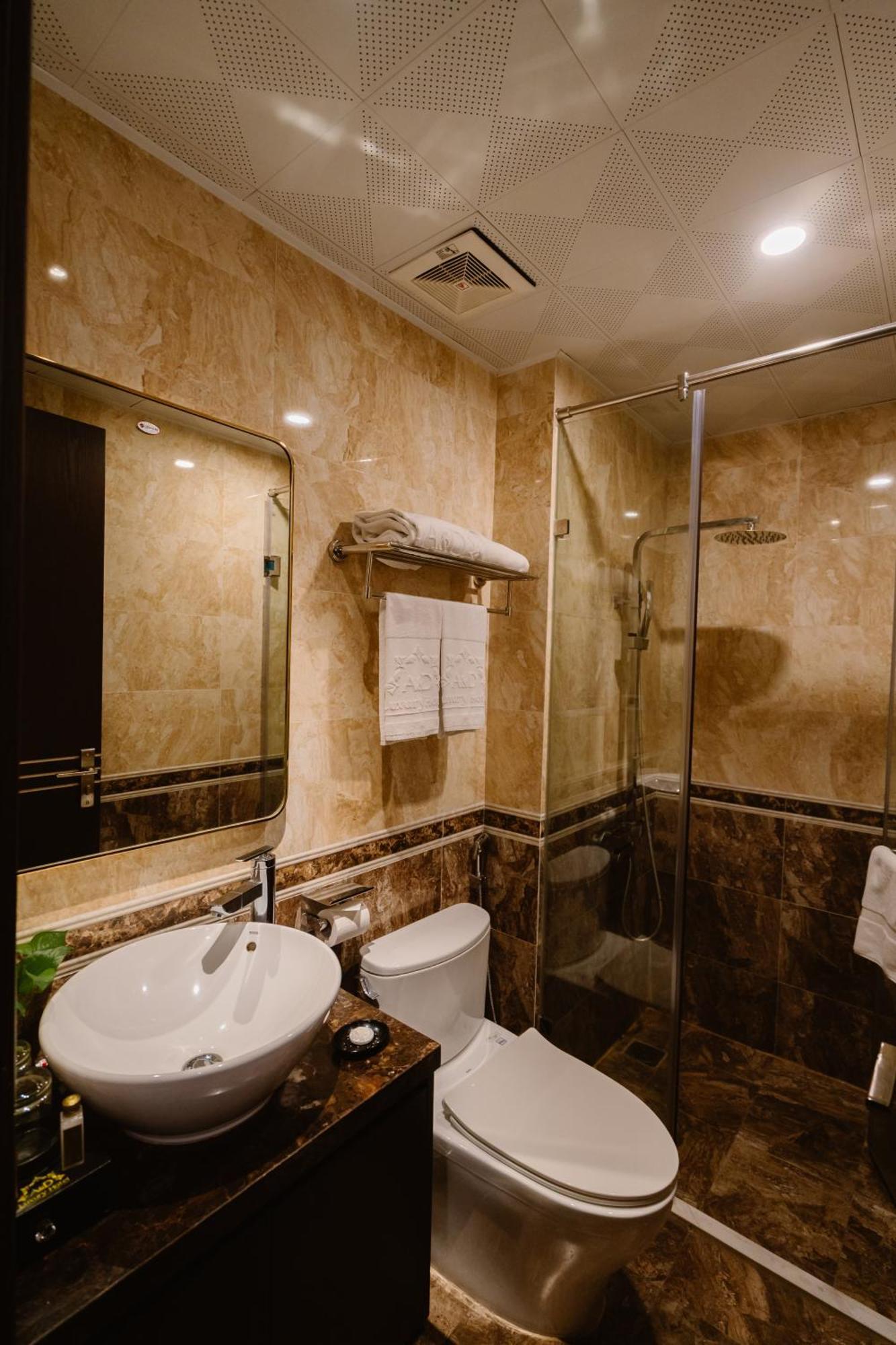 Hong Van Hotel Hanoi Exterior photo